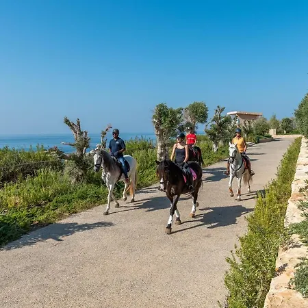 Cap St Georges Üdülőközpont 5*