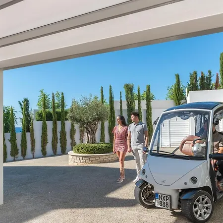 Cap St Georges אתר נופש 5*