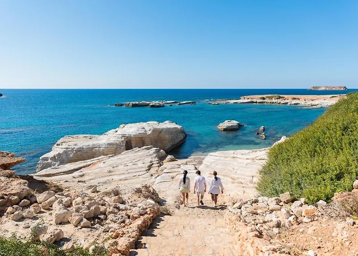 Cap St Georges Пейя