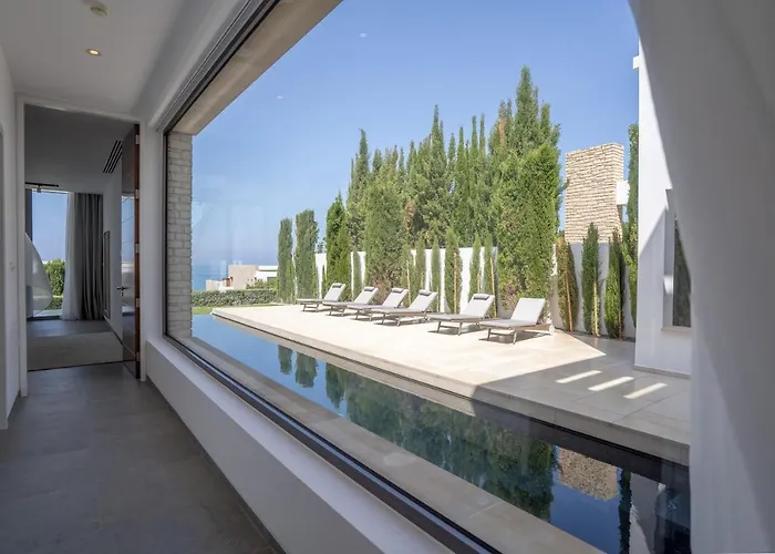 リゾート Cap St Georges